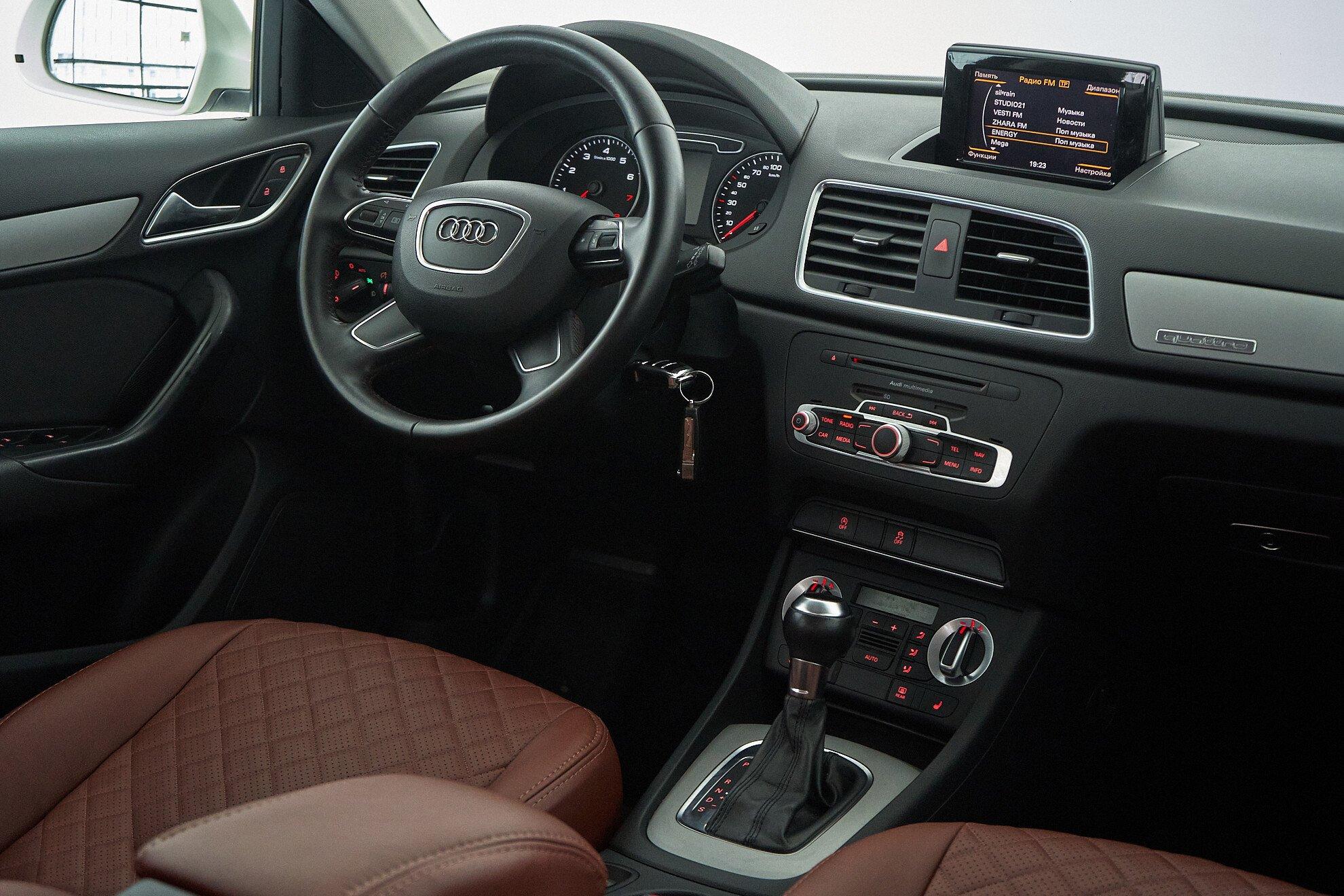 Audi Q3 2014, белый