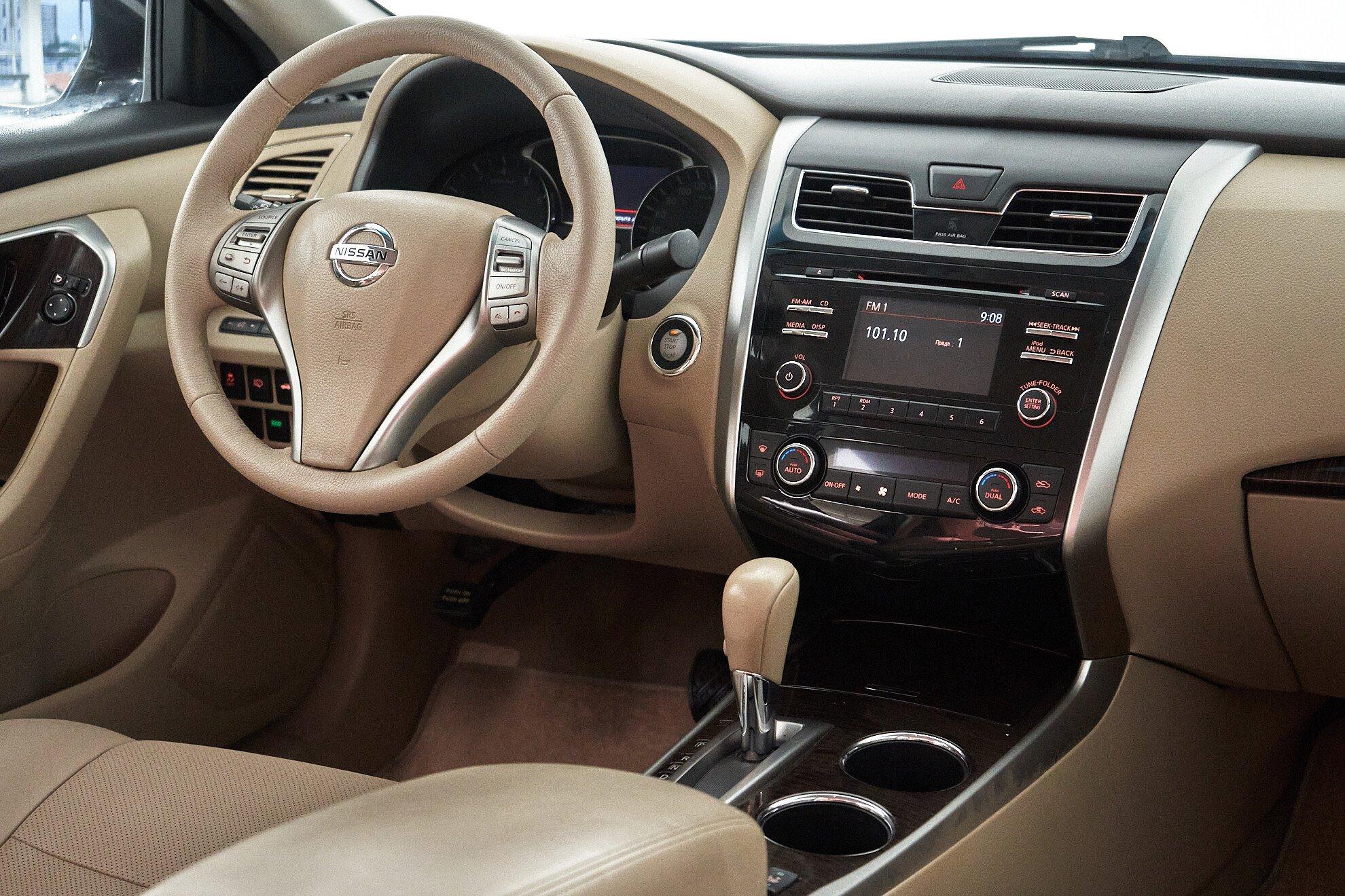 Nissan Teana 2014, черный