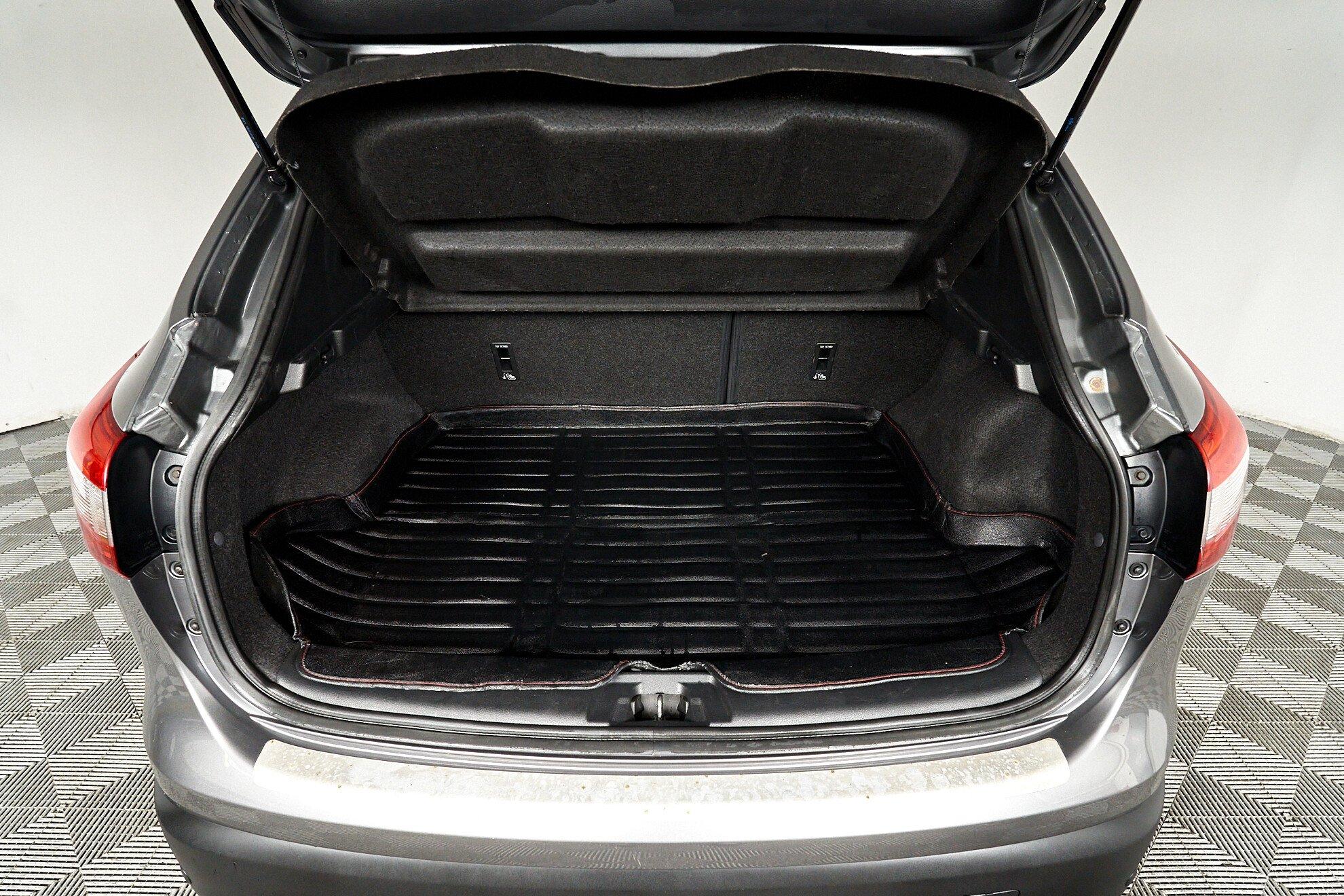 Nissan Qashqai 2014, серый