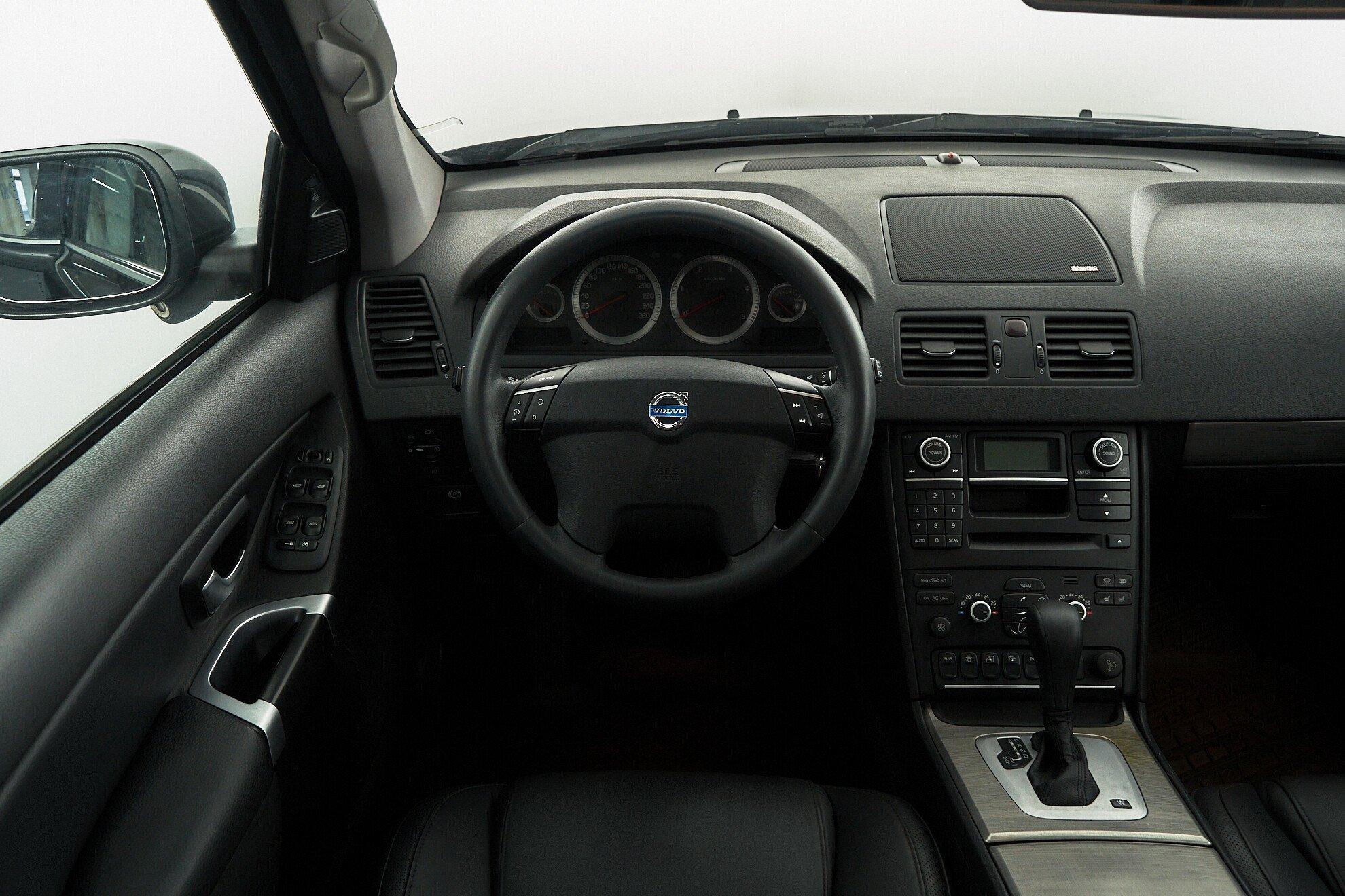 Volvo XC90 2011, черный