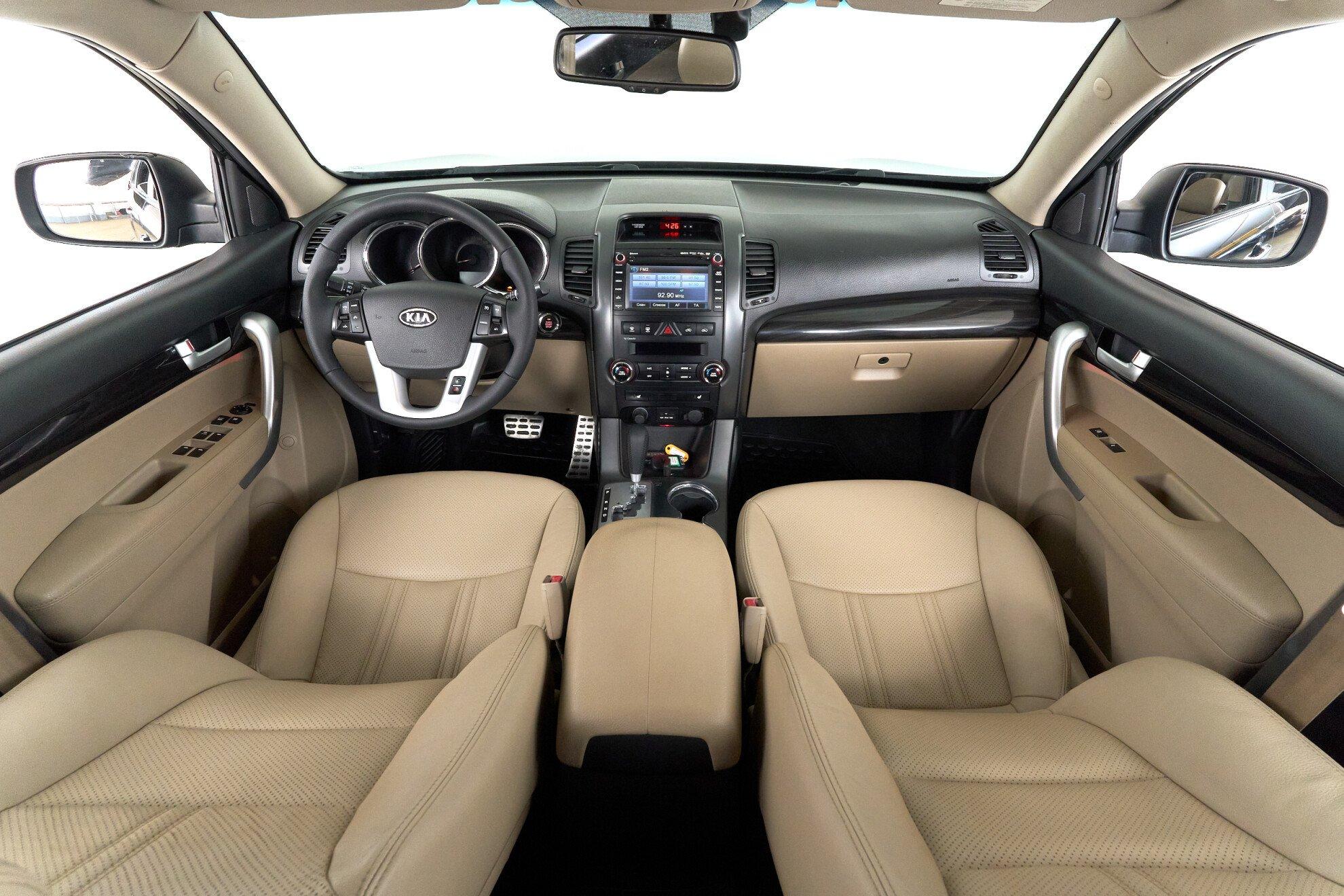 Kia Sorento 2010, черный