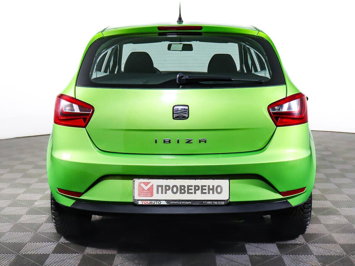 Seat Ibiza 2015, зеленый
