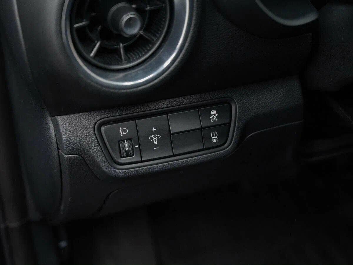 Kia Cerato 2019, синий