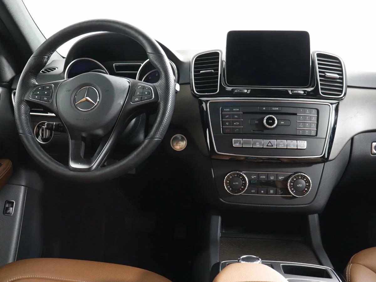 Mercedes-Benz GLE 2017, серый
