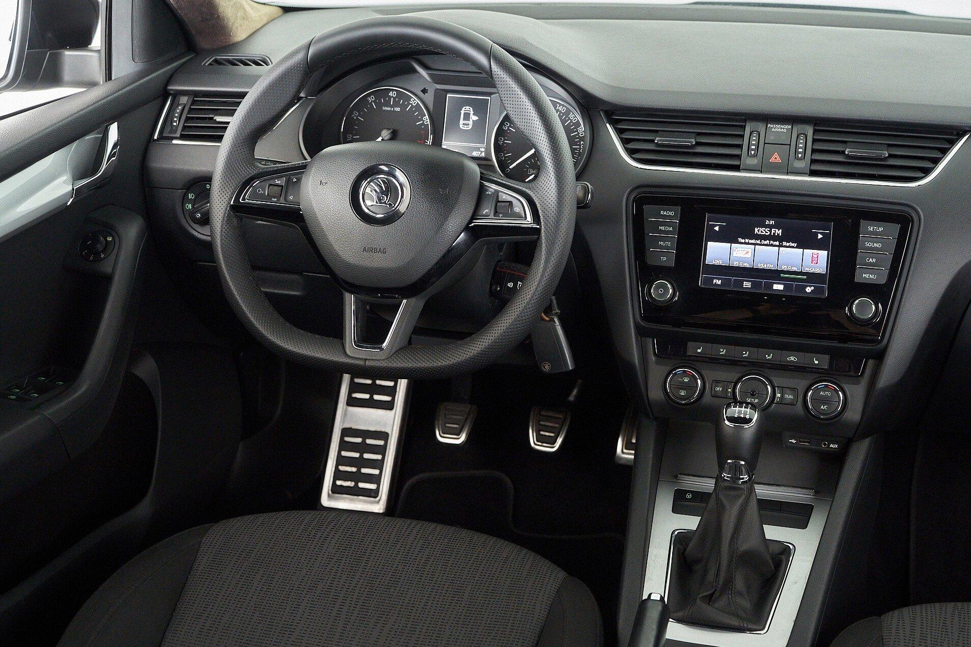 Skoda Octavia 2014, черный