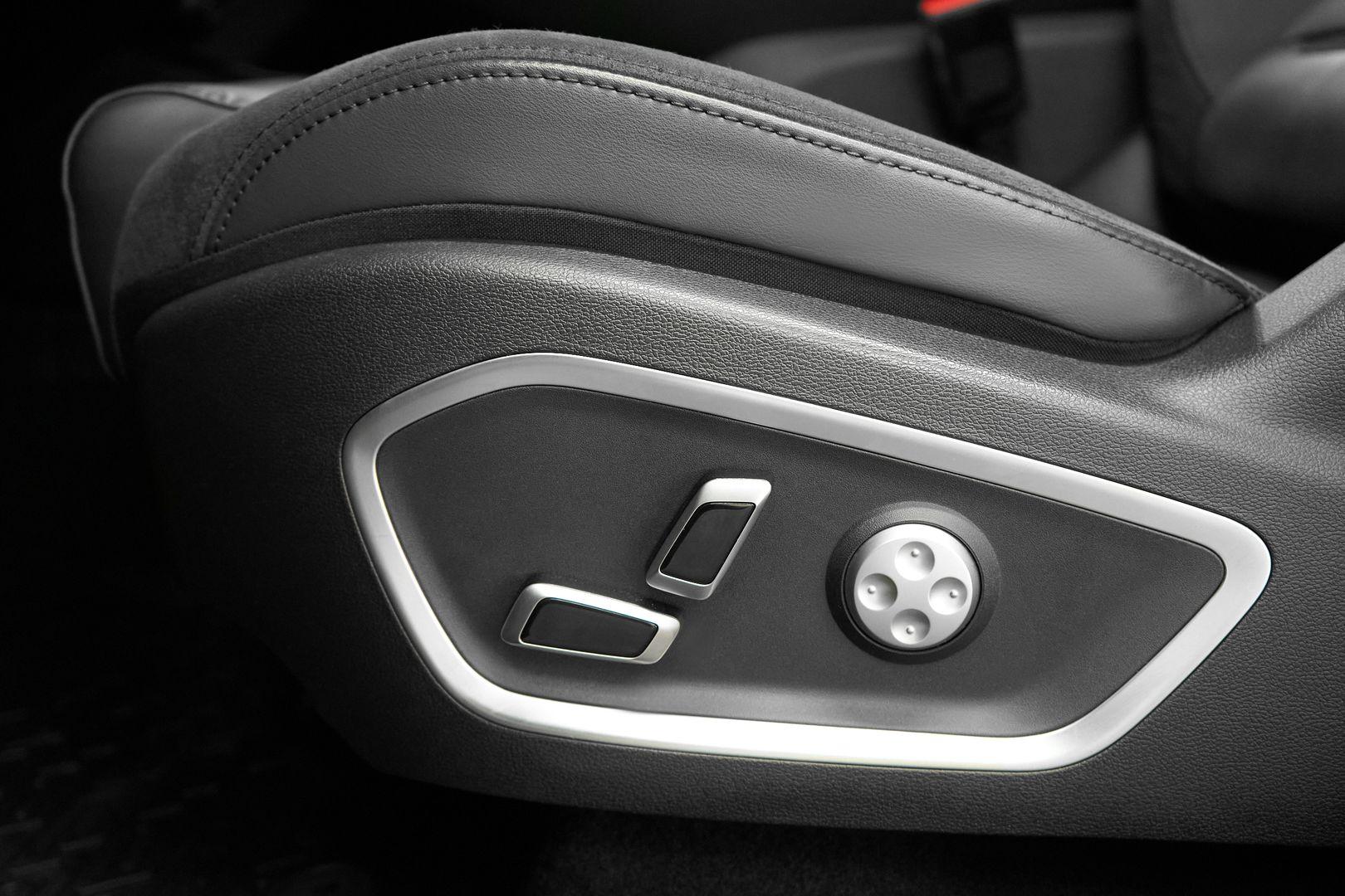 Geely Tugella 2021, черный