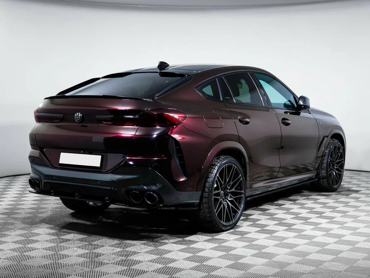 BMW X6 2020, красный