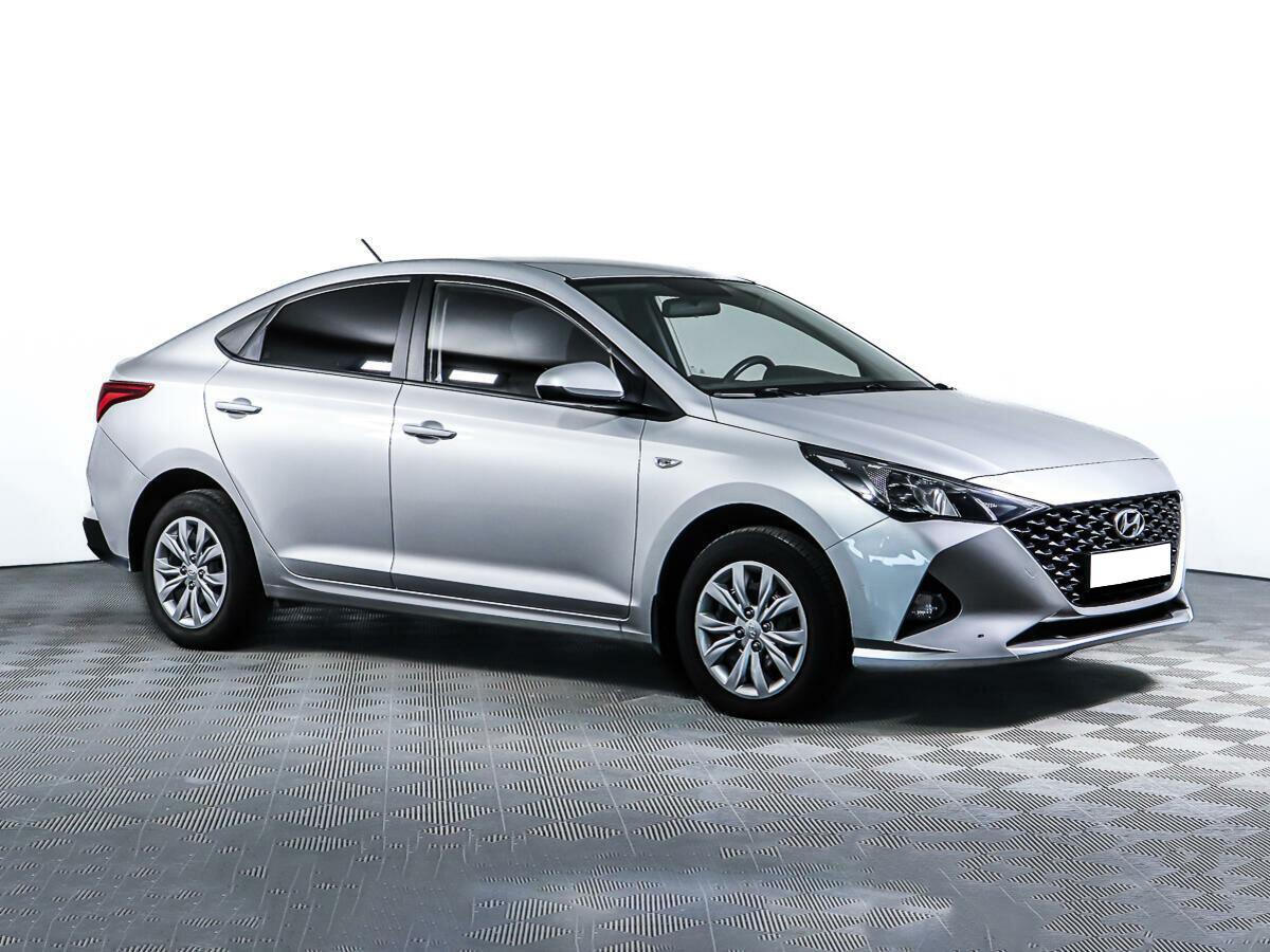 Hyundai Solaris 2022, серый