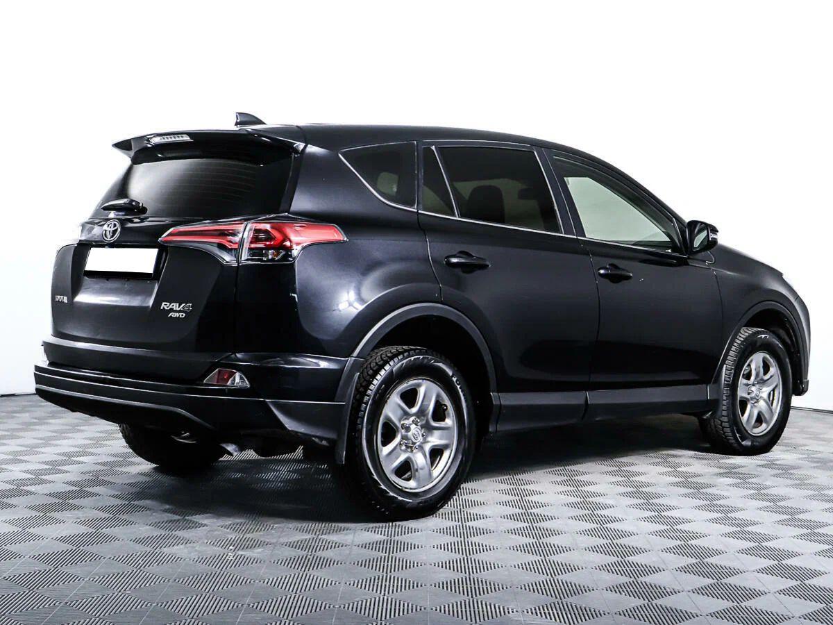 Toyota RAV4 2018, черный