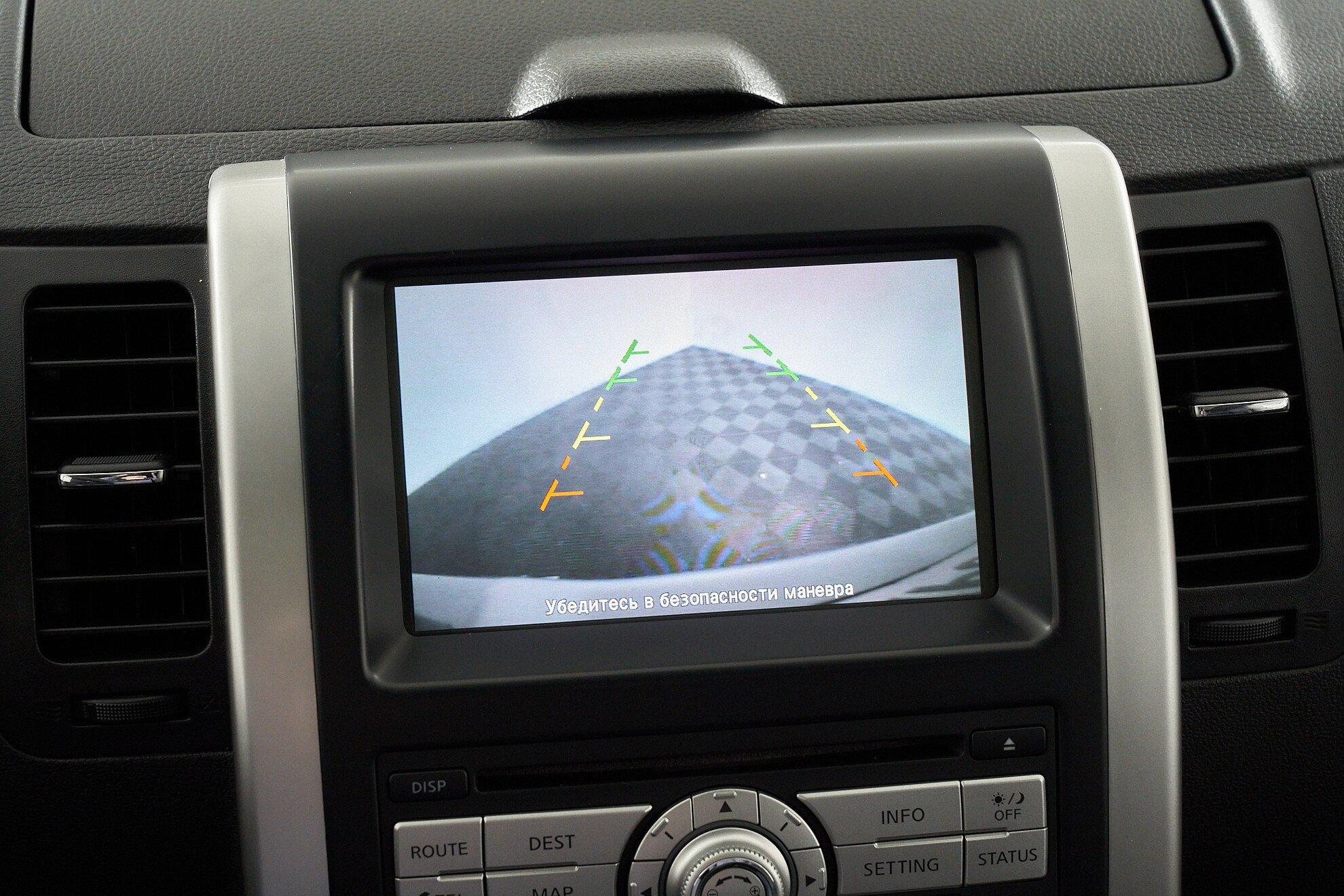 Nissan X-Trail 2011, серебряный