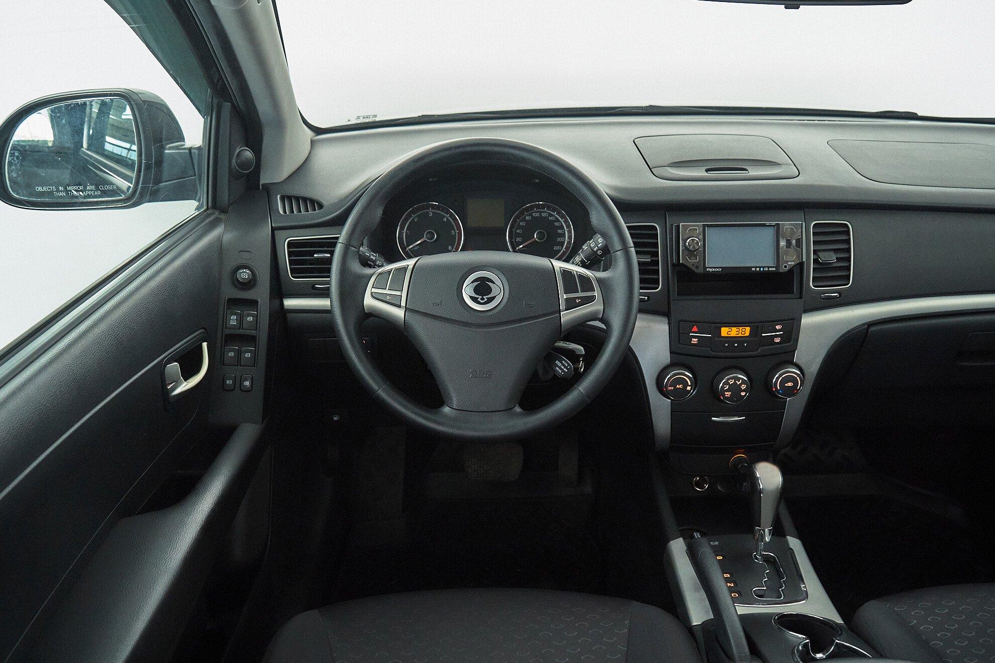 SsangYong Actyon 2011, черный