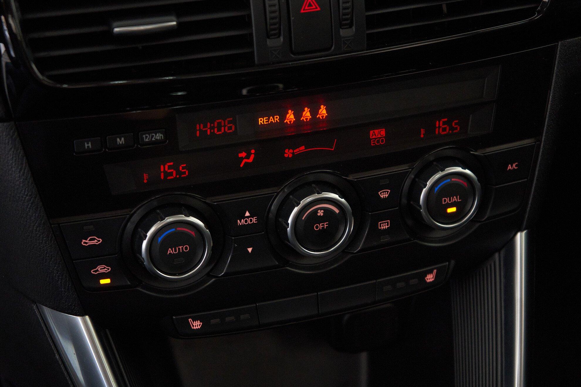 Mazda CX-5 2011, белый