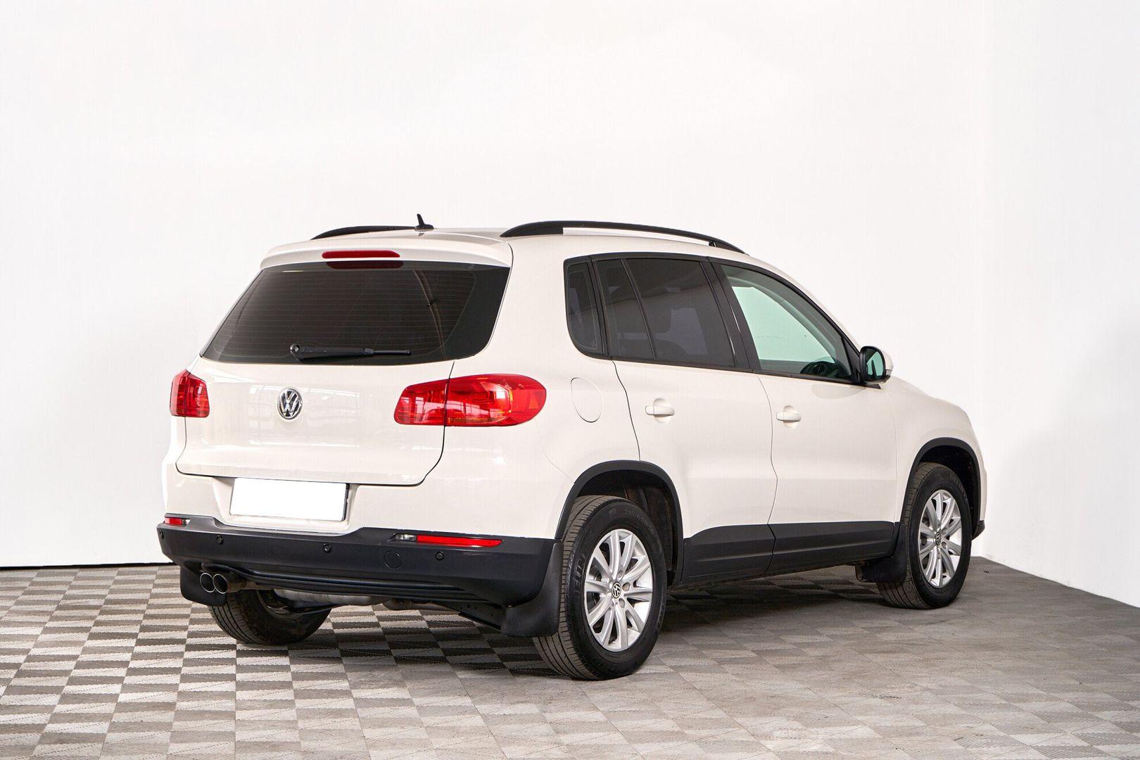 Volkswagen Tiguan 2014, белый