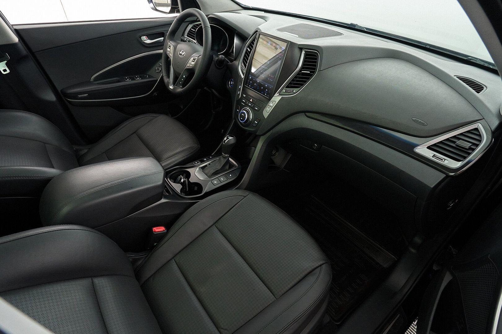 Hyundai Santa Fe 2014, черный