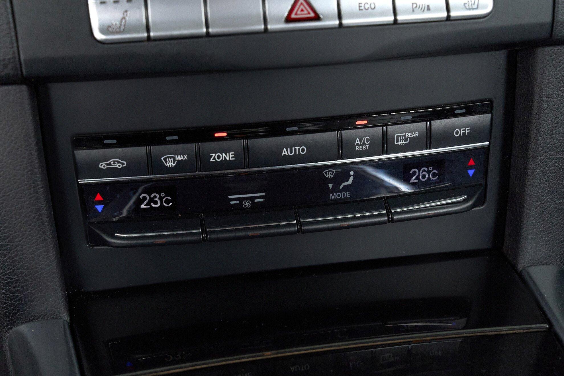 Mercedes-Benz E-Класс 2014, коричневый