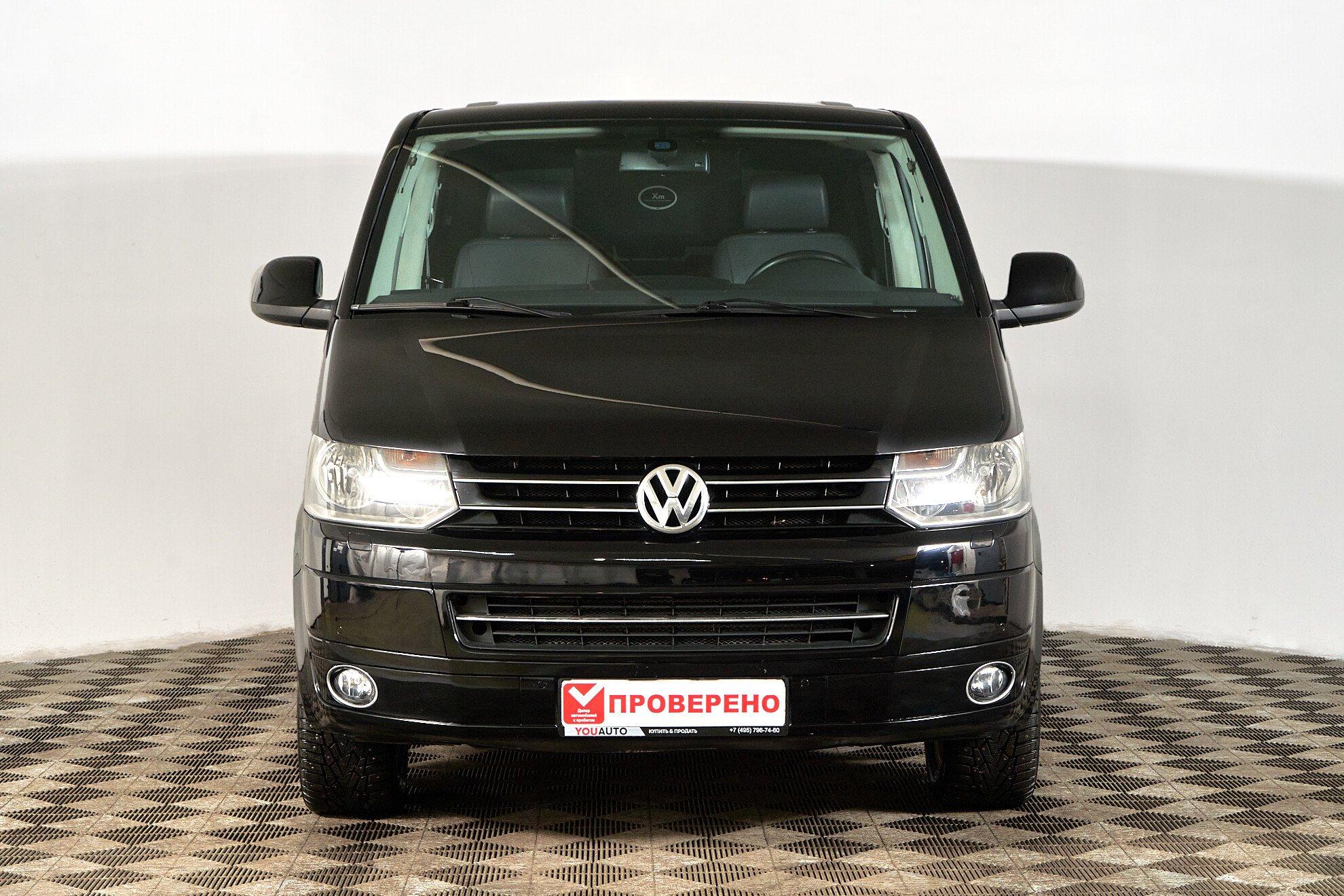 Volkswagen Multivan 2013, черный