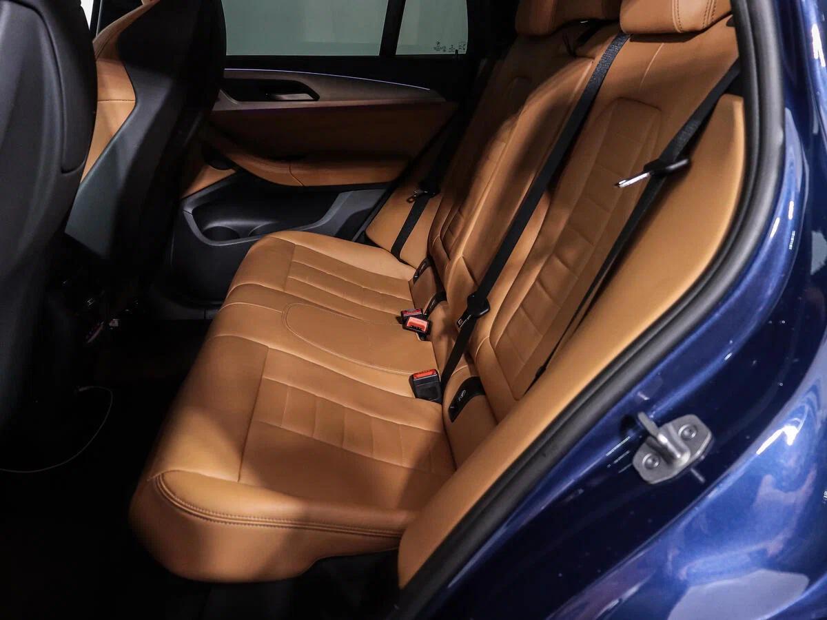 BMW X4 2021, синий
