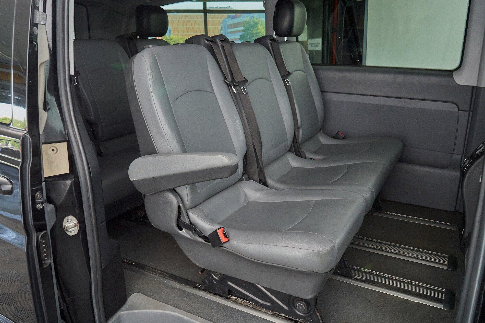 Mercedes-Benz Vito 2010, черный