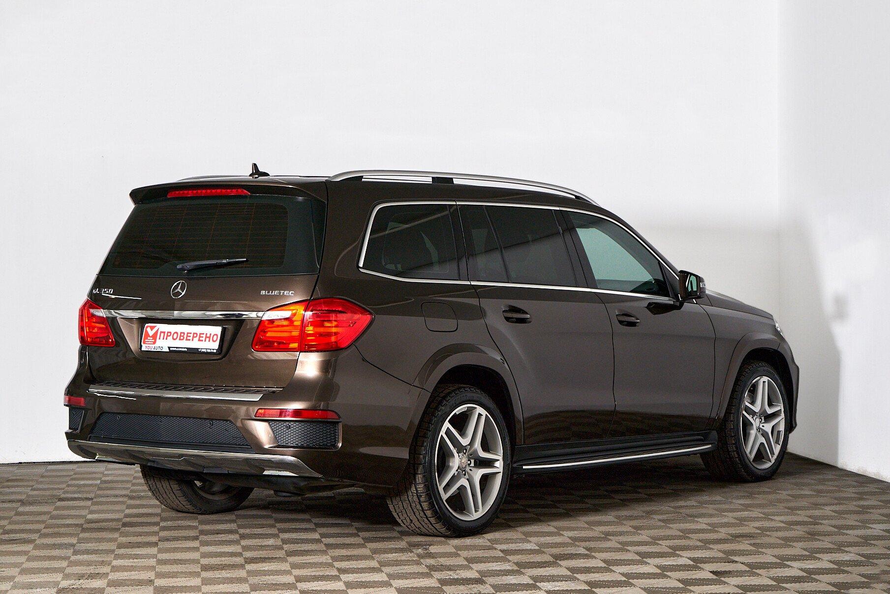 Mercedes-Benz GL-Класс 2015, коричневый