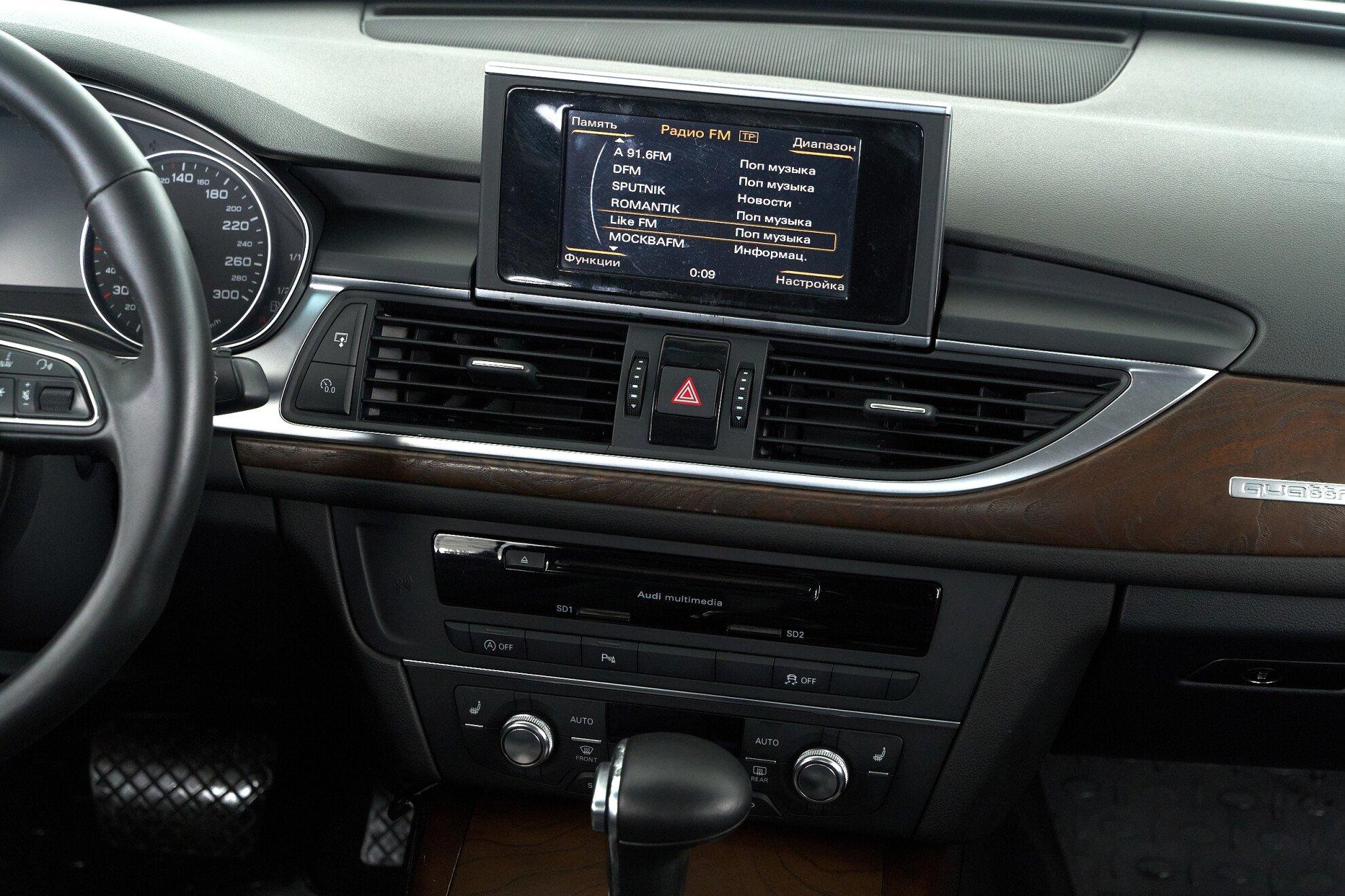 Audi A6 2011, черный