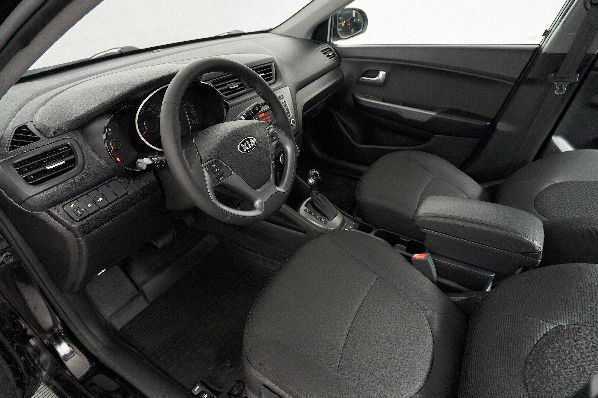 Kia Rio 2017, черный