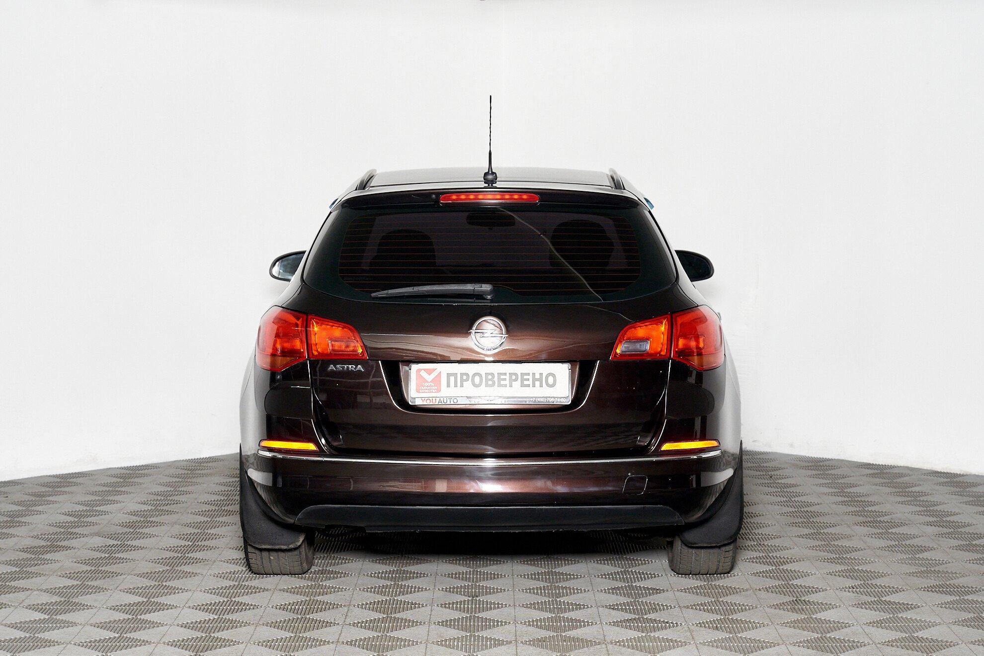 Opel Astra 2013, коричневый