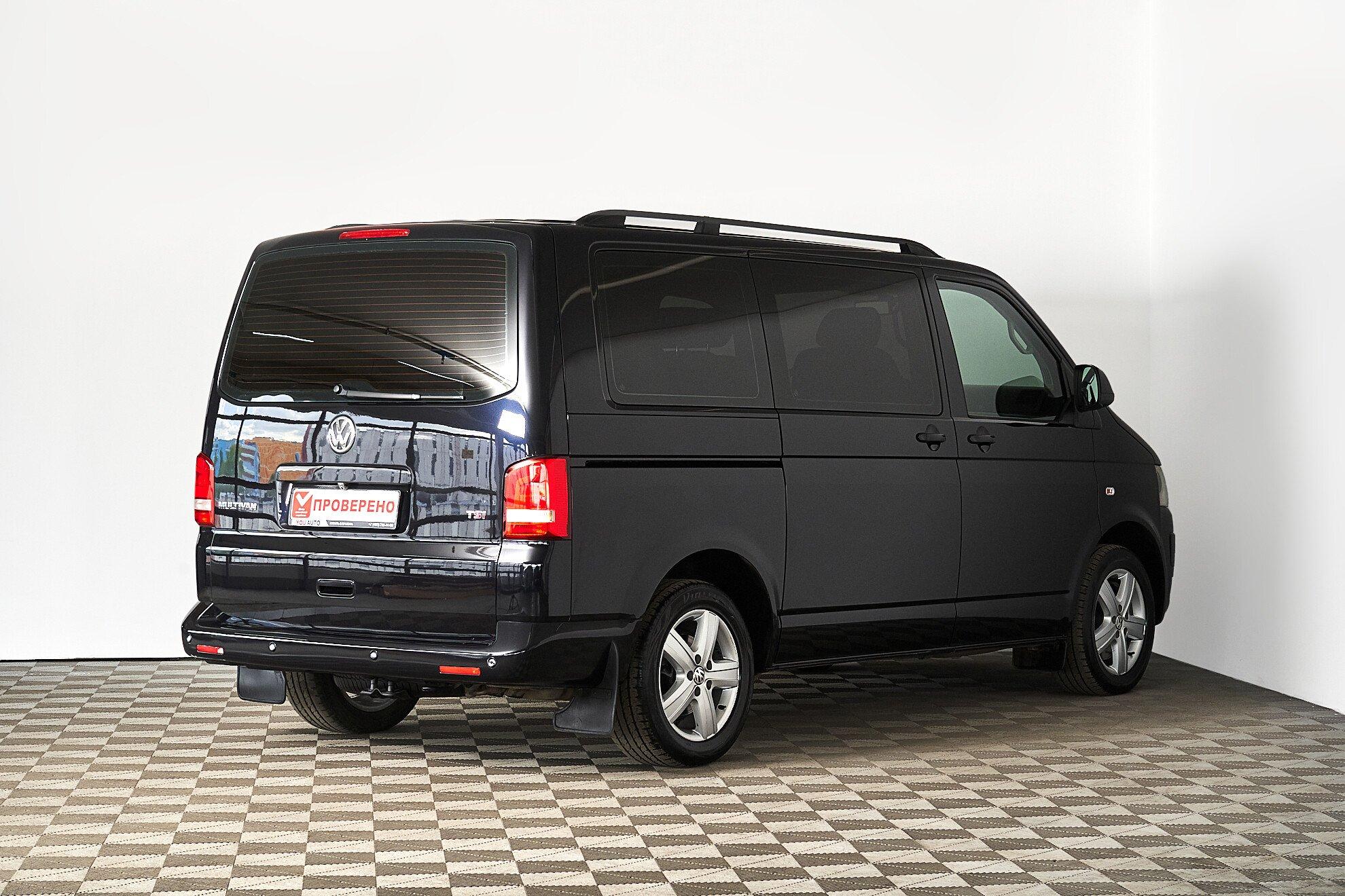 Volkswagen Multivan 2012, черный