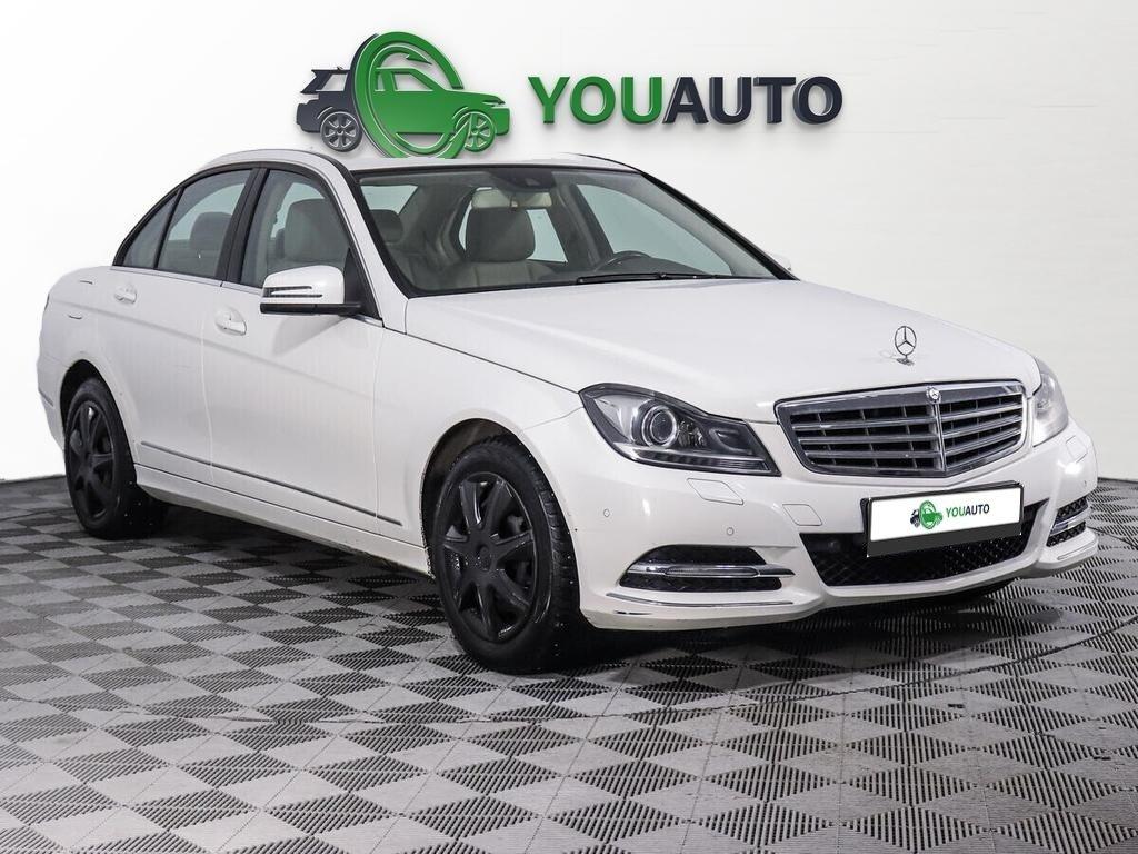 Mercedes-Benz C-Класс 2012, белый