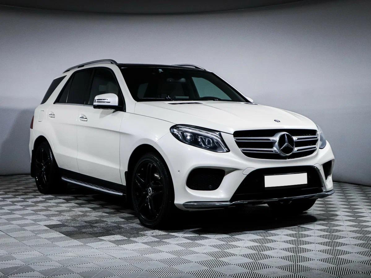 Mercedes-Benz GLE 2015, белый