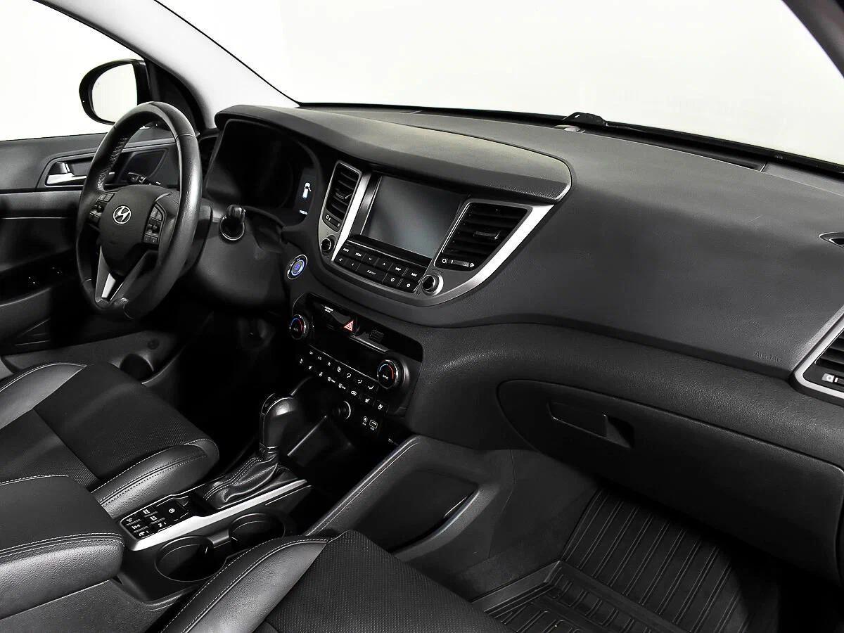 Hyundai Tucson 2016, серый