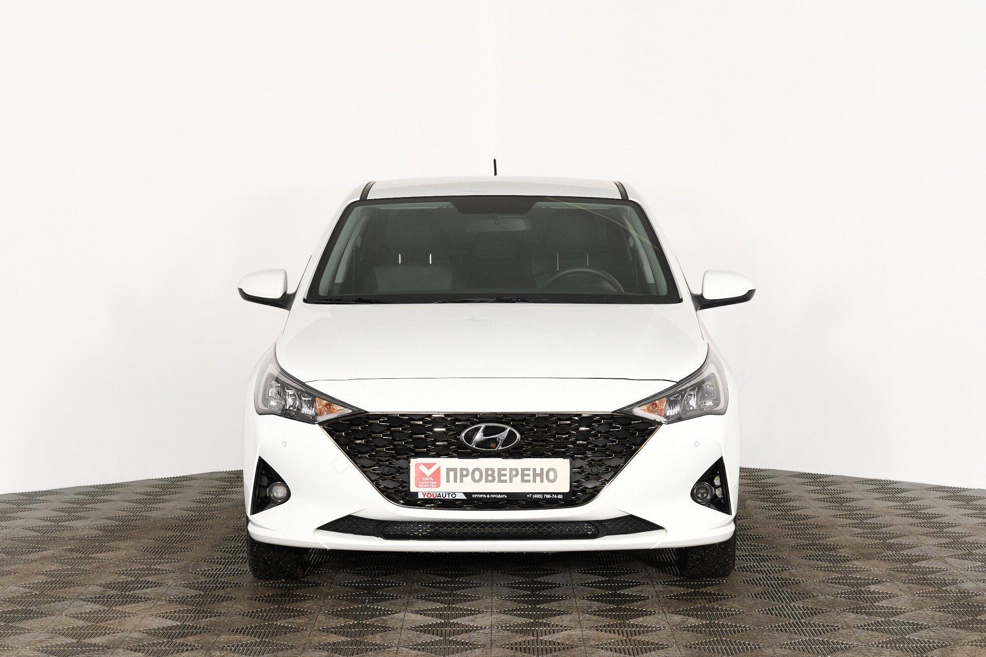 Hyundai Solaris 2020, белый