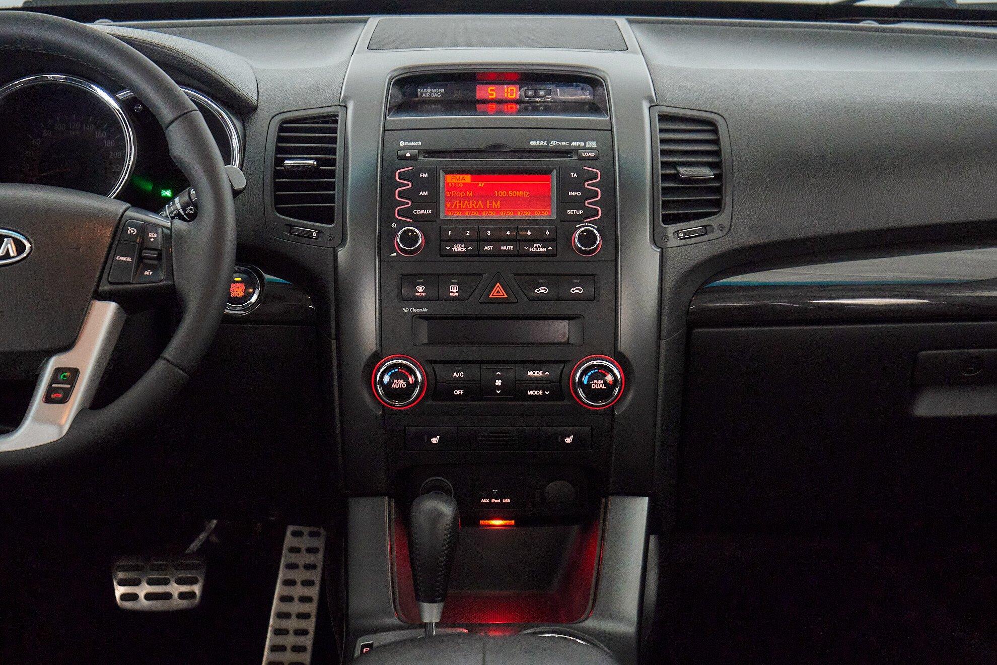 Kia Sorento 2011, коричневый