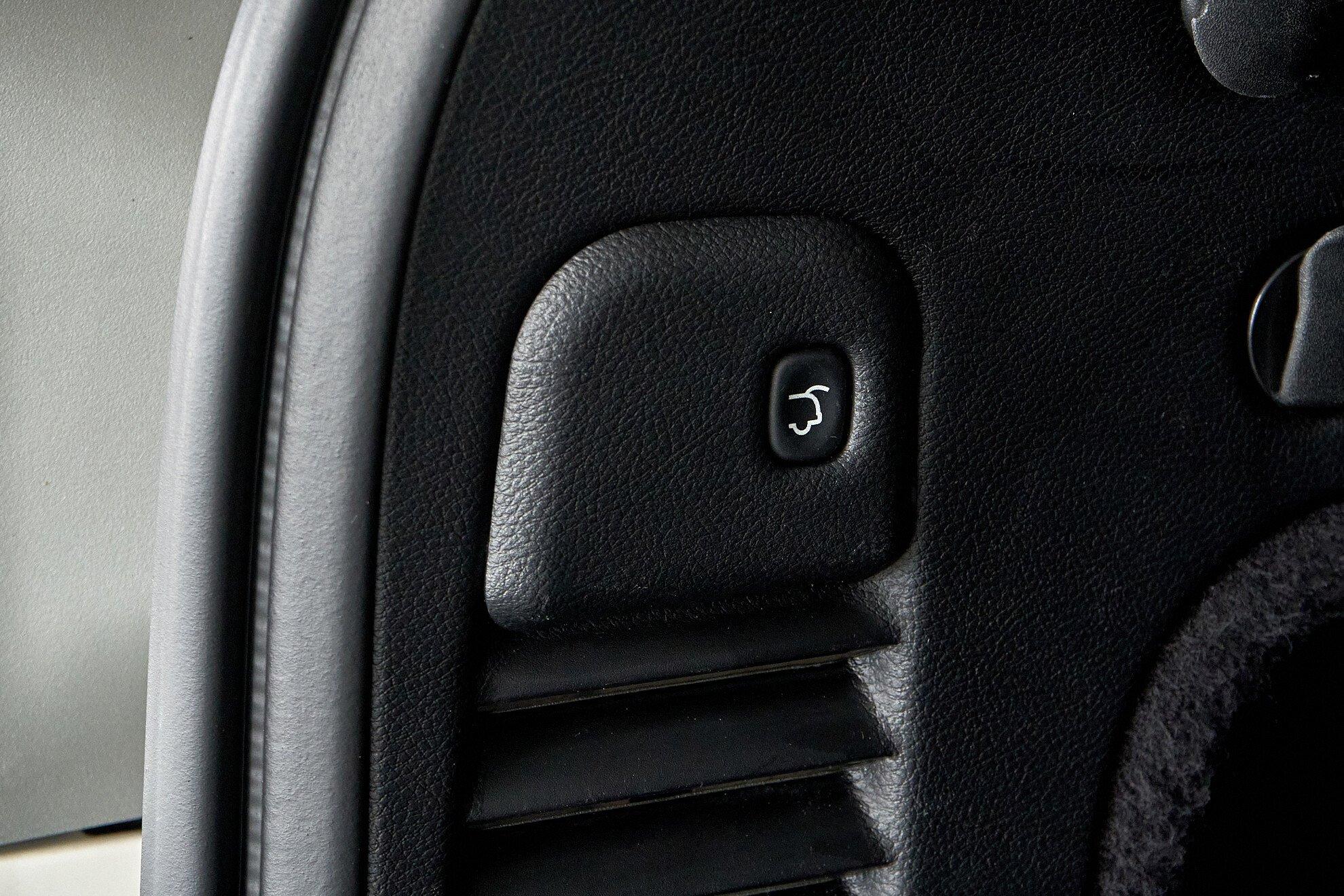 Jeep Grand Cherokee 2012, белый