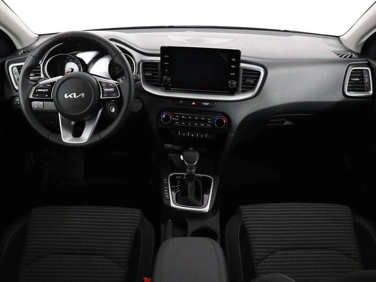 Kia Ceed 2021, голубой