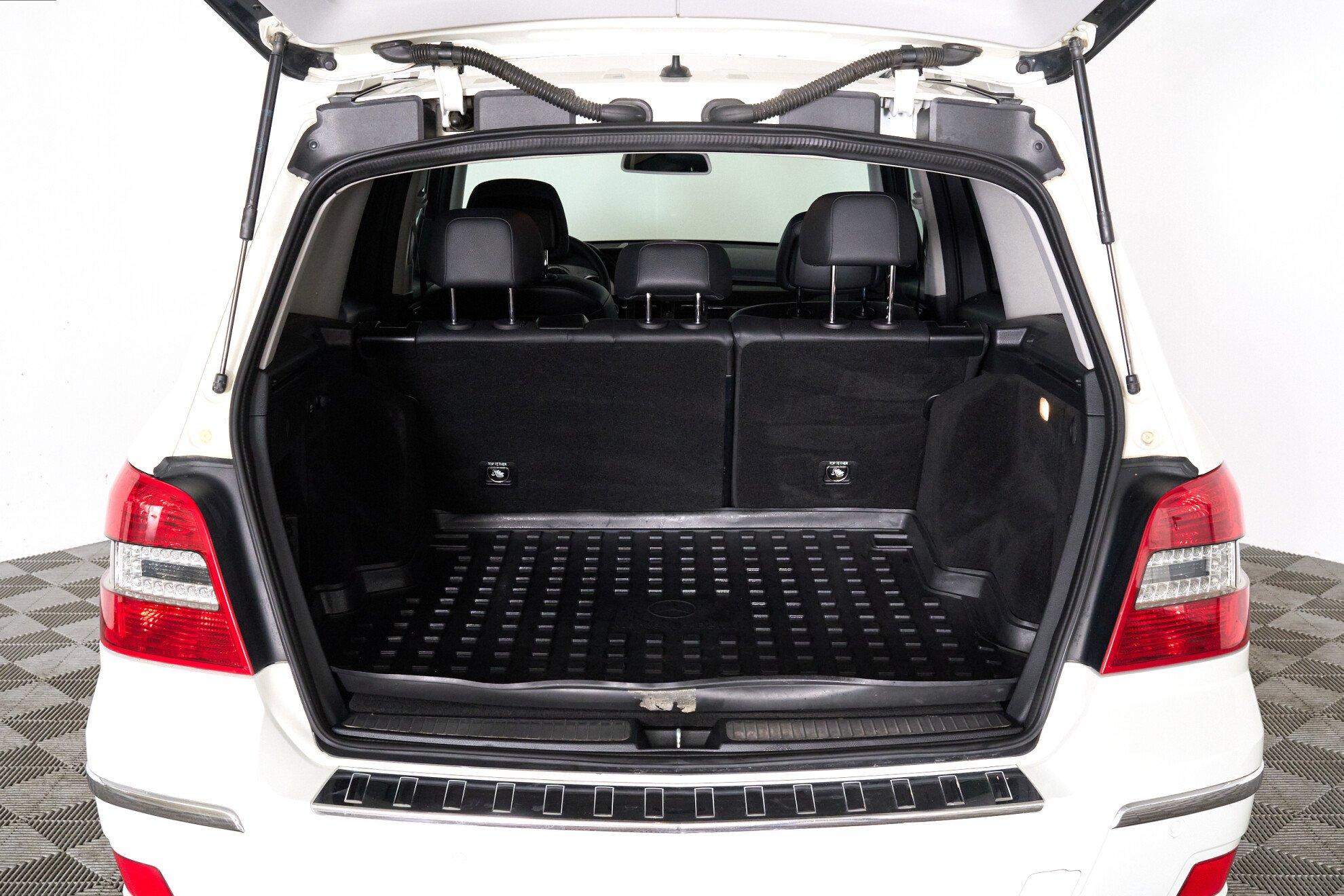 Mercedes-Benz GLK-Класс 2012, белый