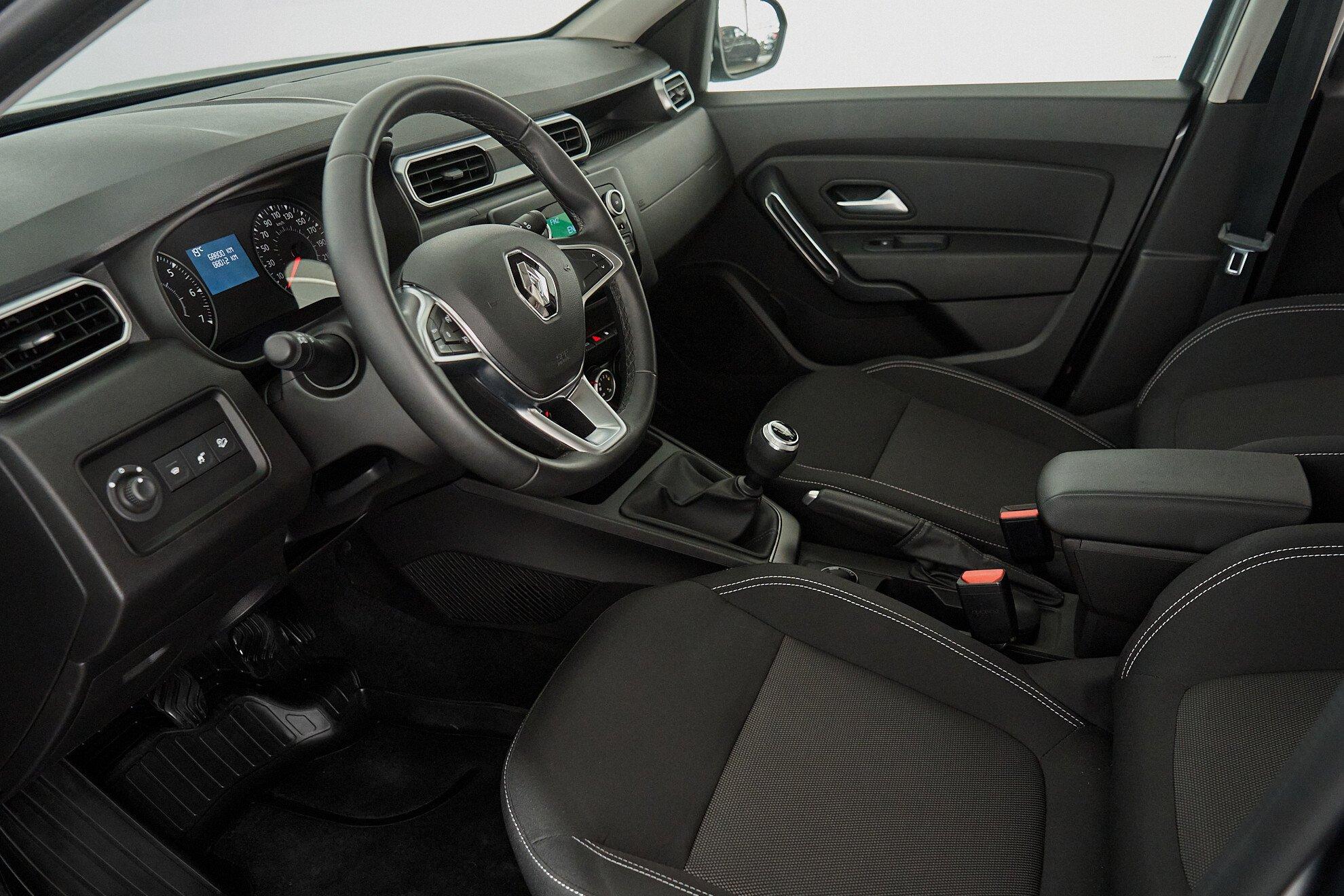 Renault Duster 2022, серый