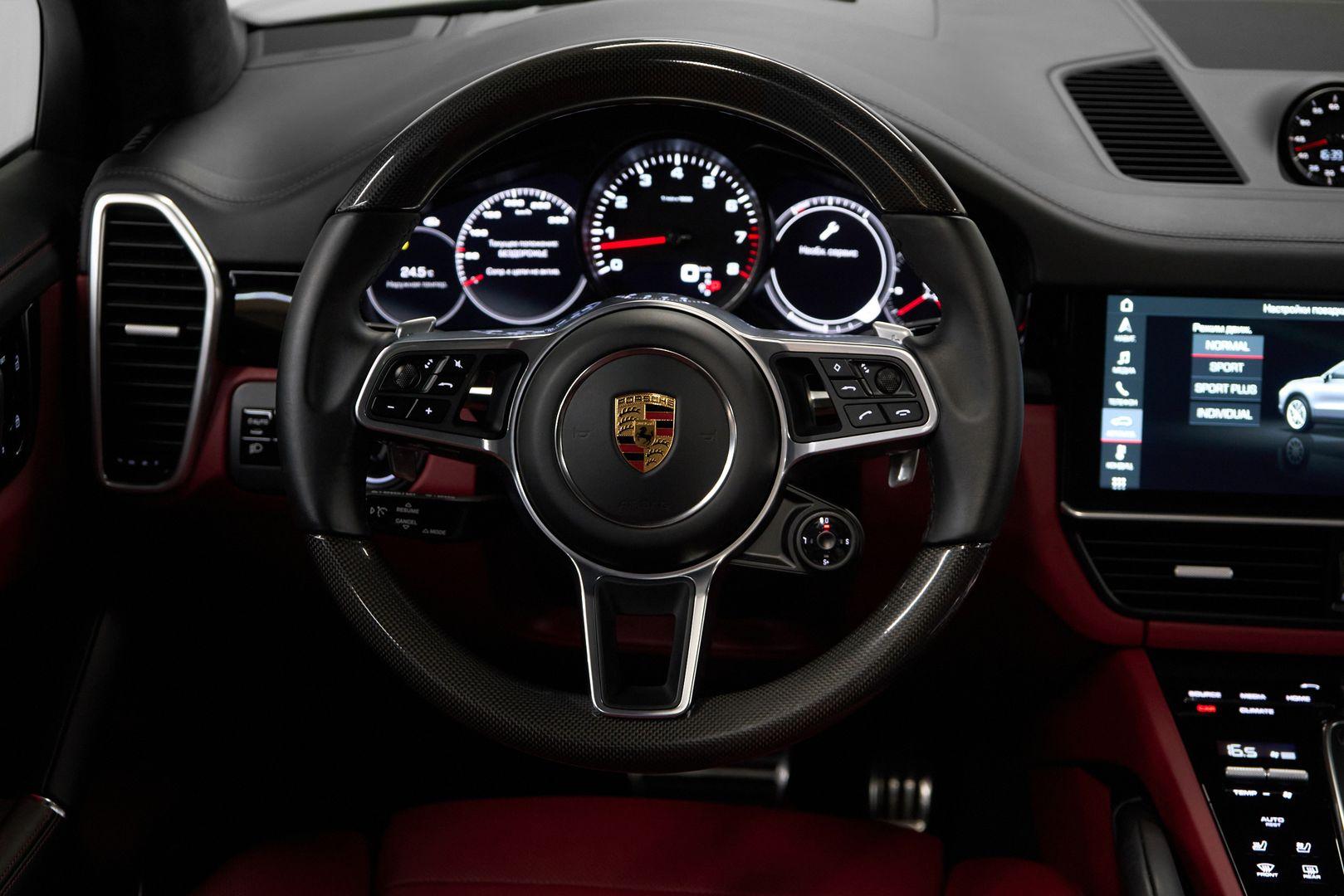 Porsche Cayenne 2019, синий
