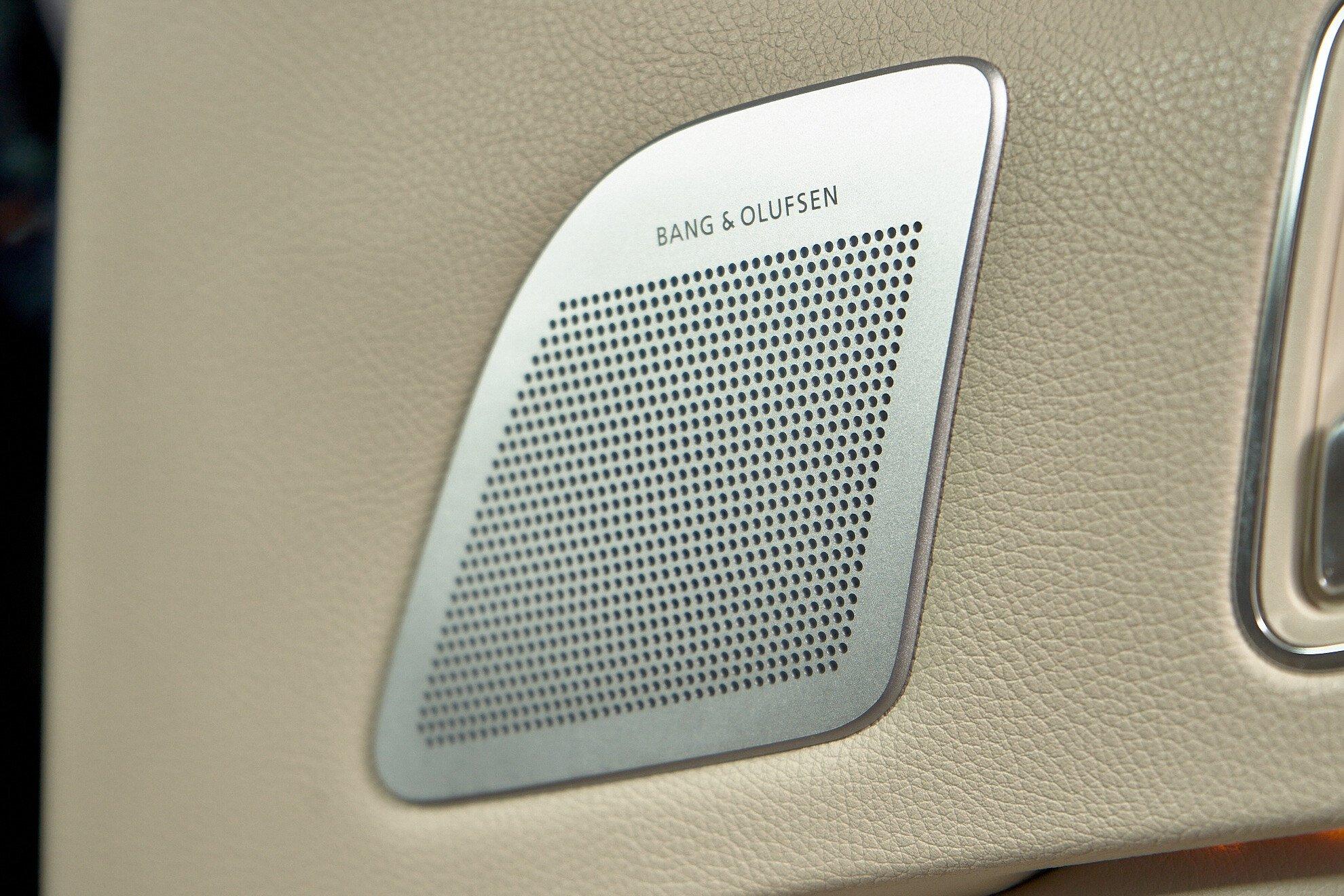 Mercedes-Benz E-Класс 2014, синий