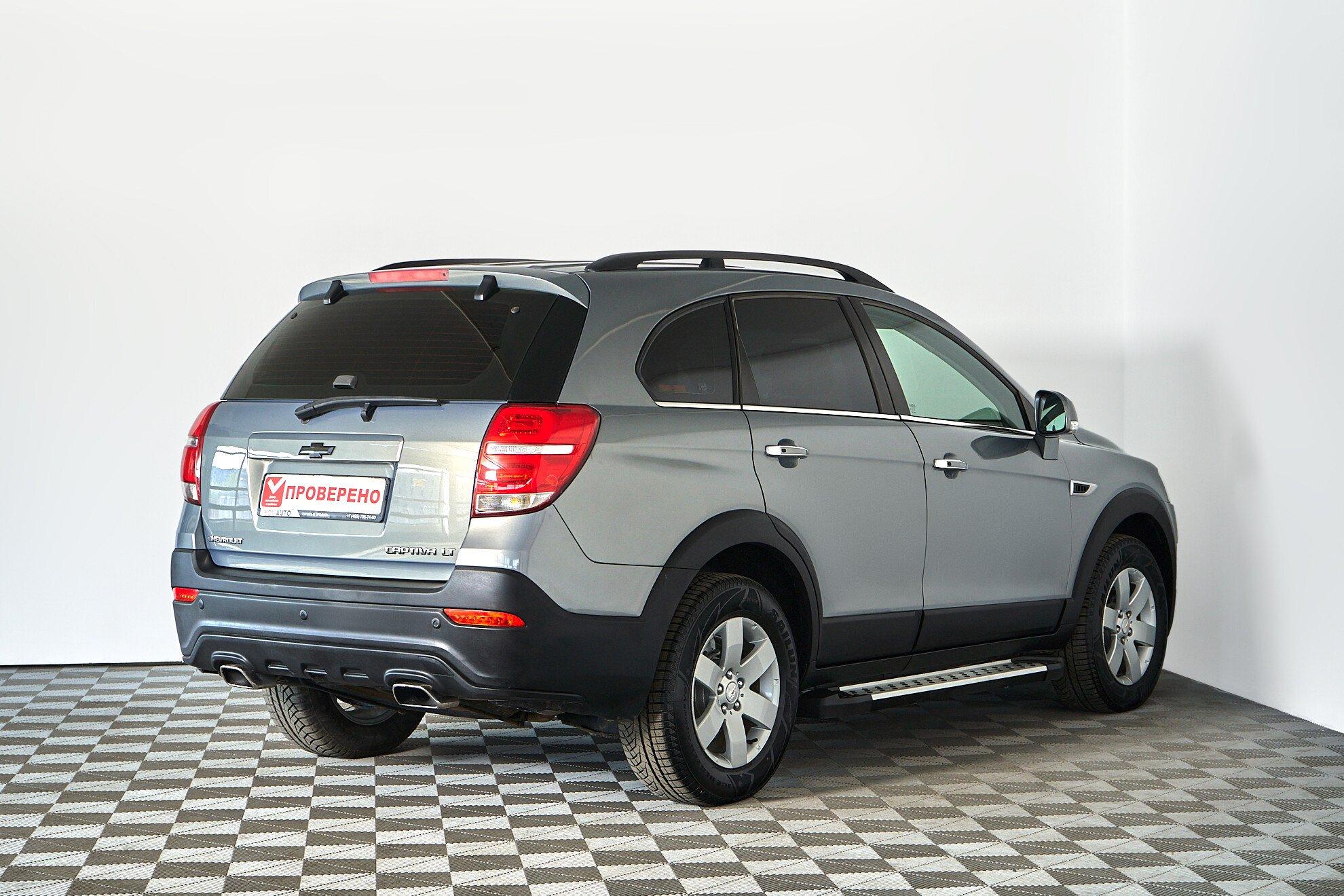 Chevrolet Captiva 2014, серый