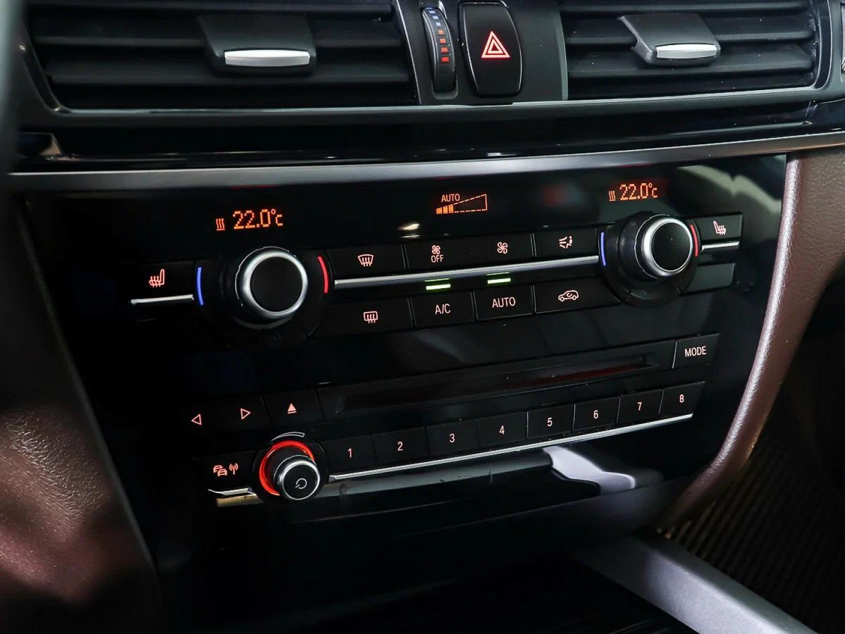 BMW X5 2017, черный