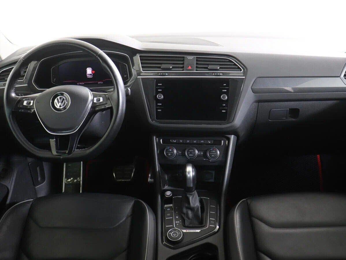 Volkswagen Tiguan 2020, белый