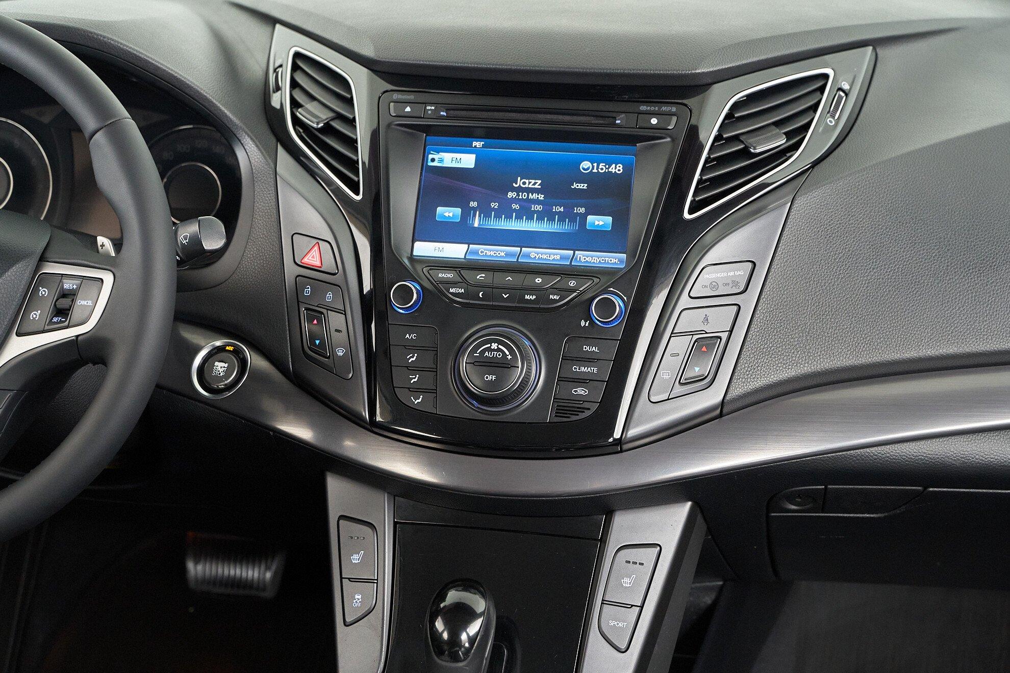 Hyundai i40 2013, синий