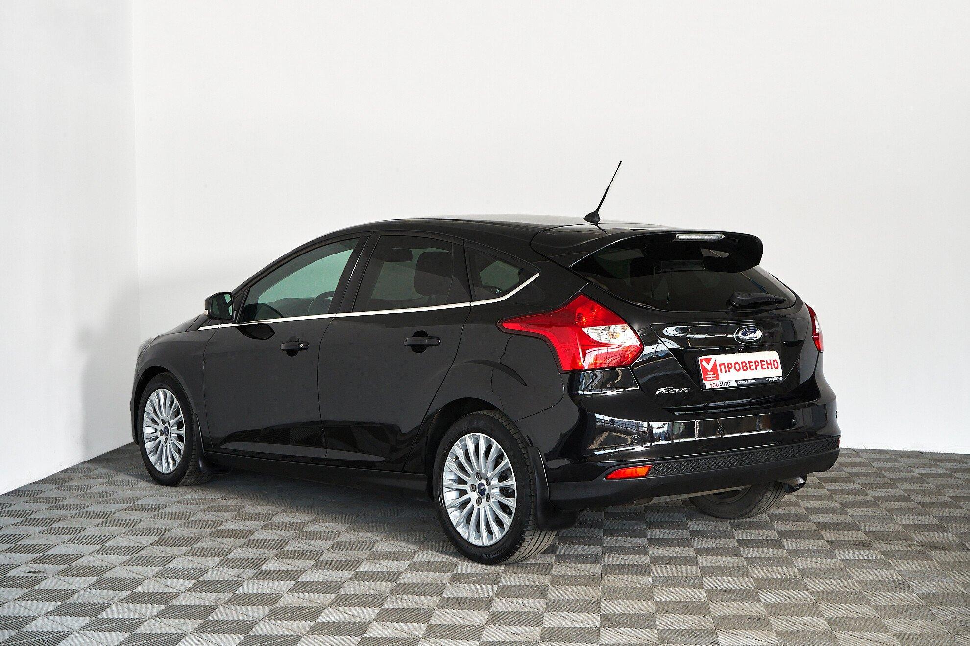Ford Focus 2014, черный