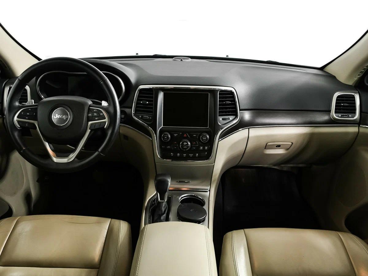 Jeep Grand Cherokee 2016, черный
