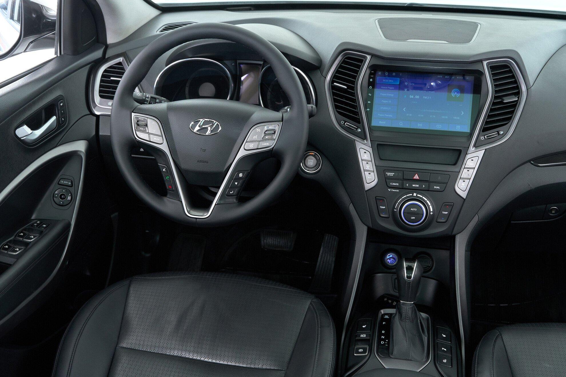 Hyundai Santa Fe 2014, белый