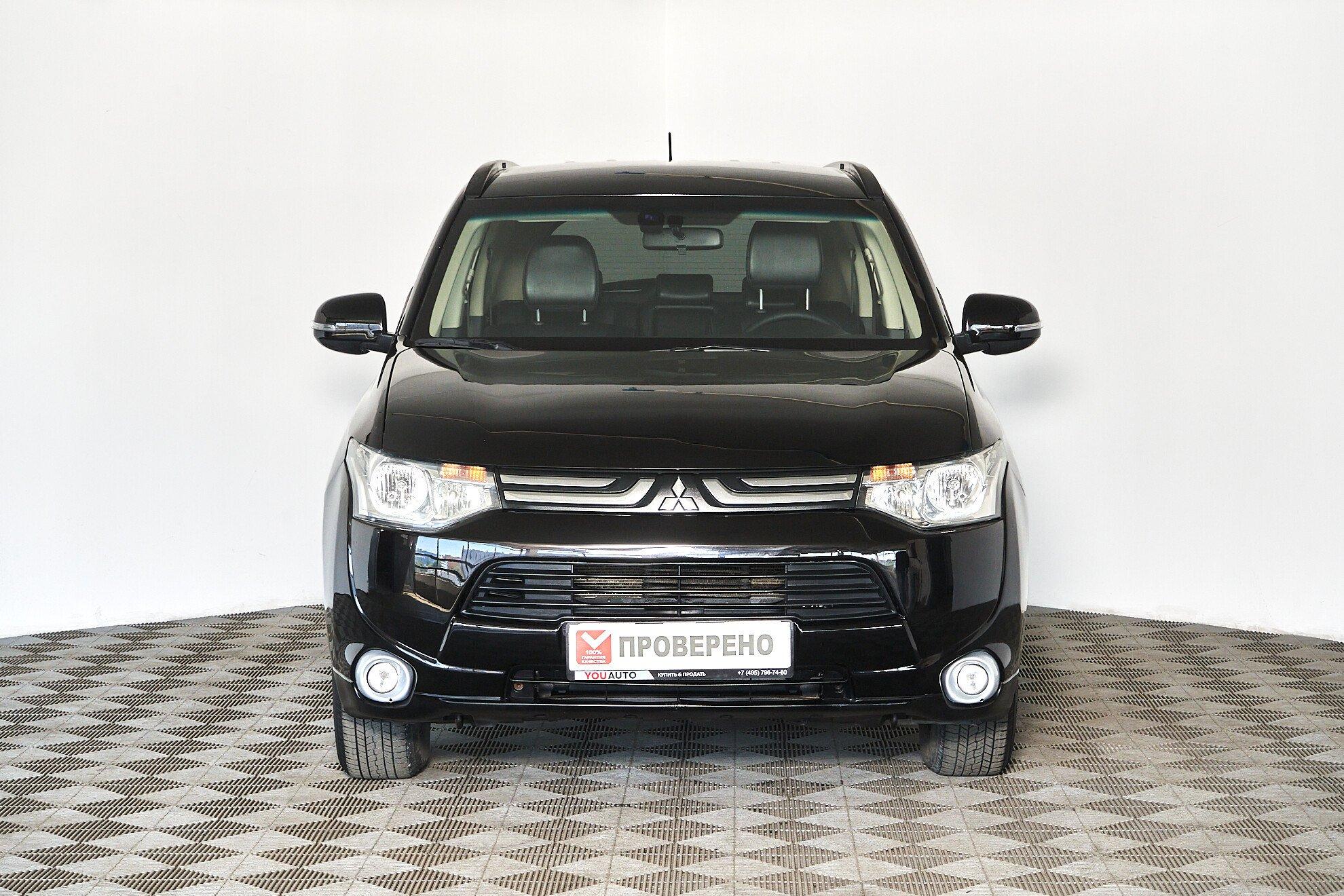 Mitsubishi Outlander 2012, черный