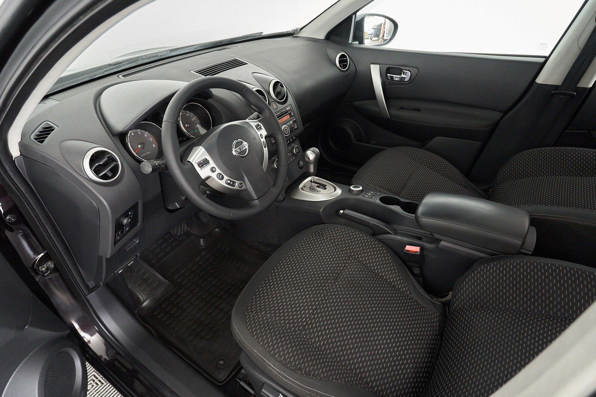 Nissan Qashqai+2 2009, фиолетовый