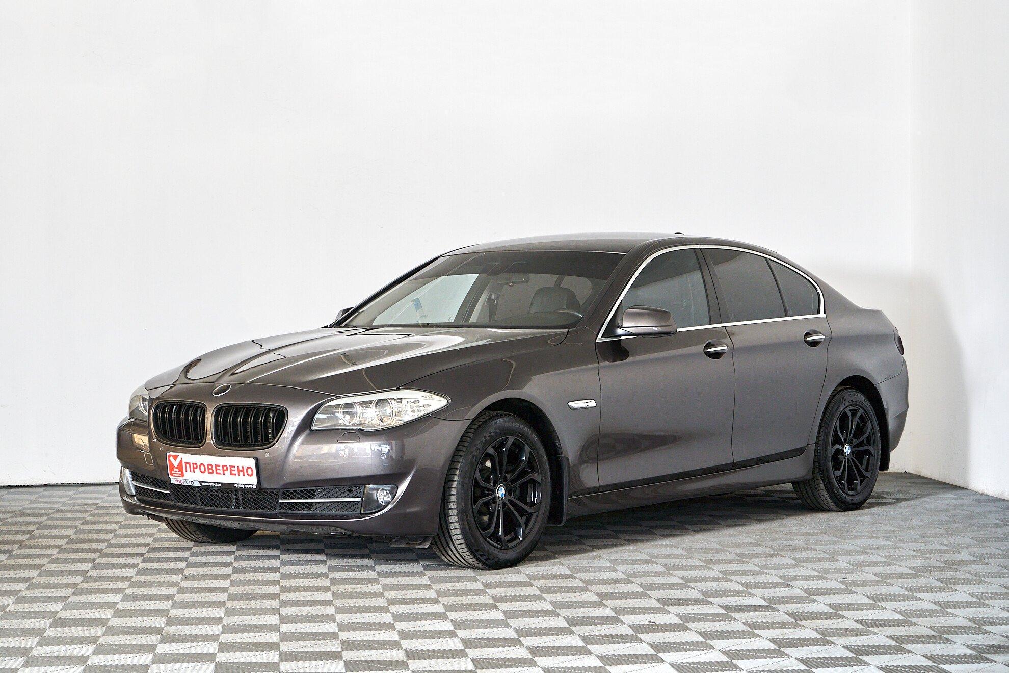 BMW 5 серии 2011, коричневый