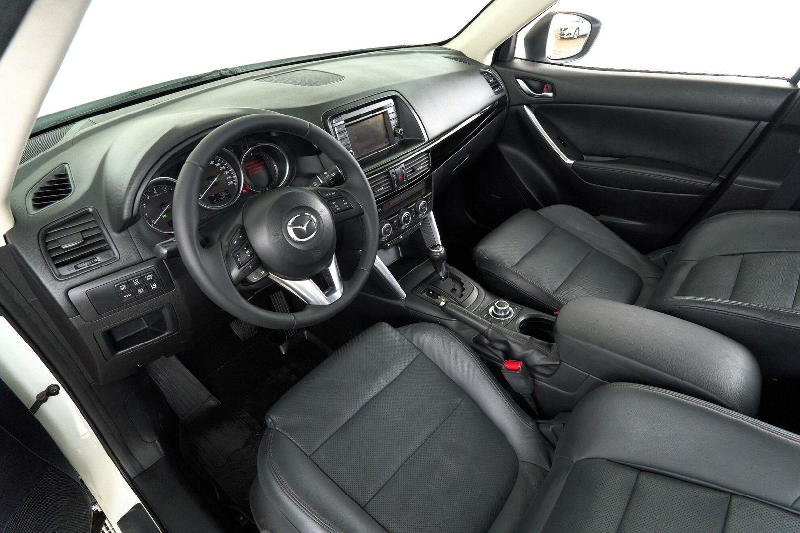 Mazda CX-5 2014, белый
