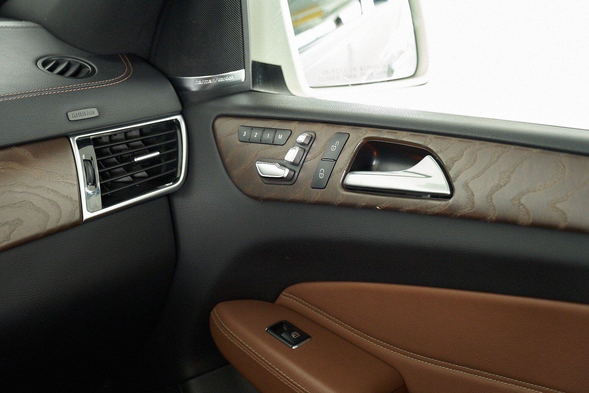 Mercedes-Benz GLS 2016, белый
